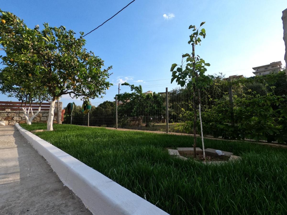 Foti Rooms Himare Exterior photo