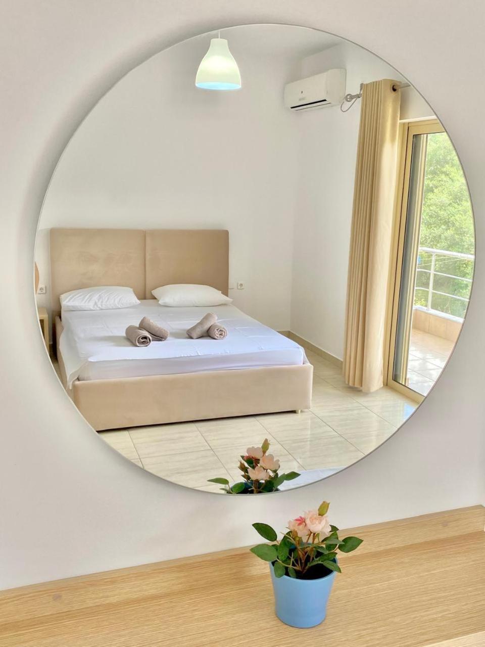 Foti Rooms Himare Exterior photo