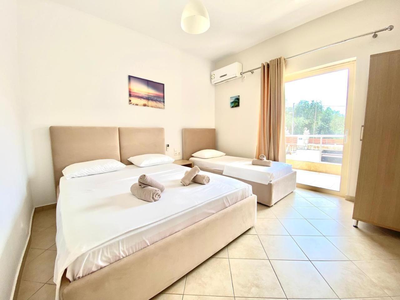 Foti Rooms Himare Exterior photo