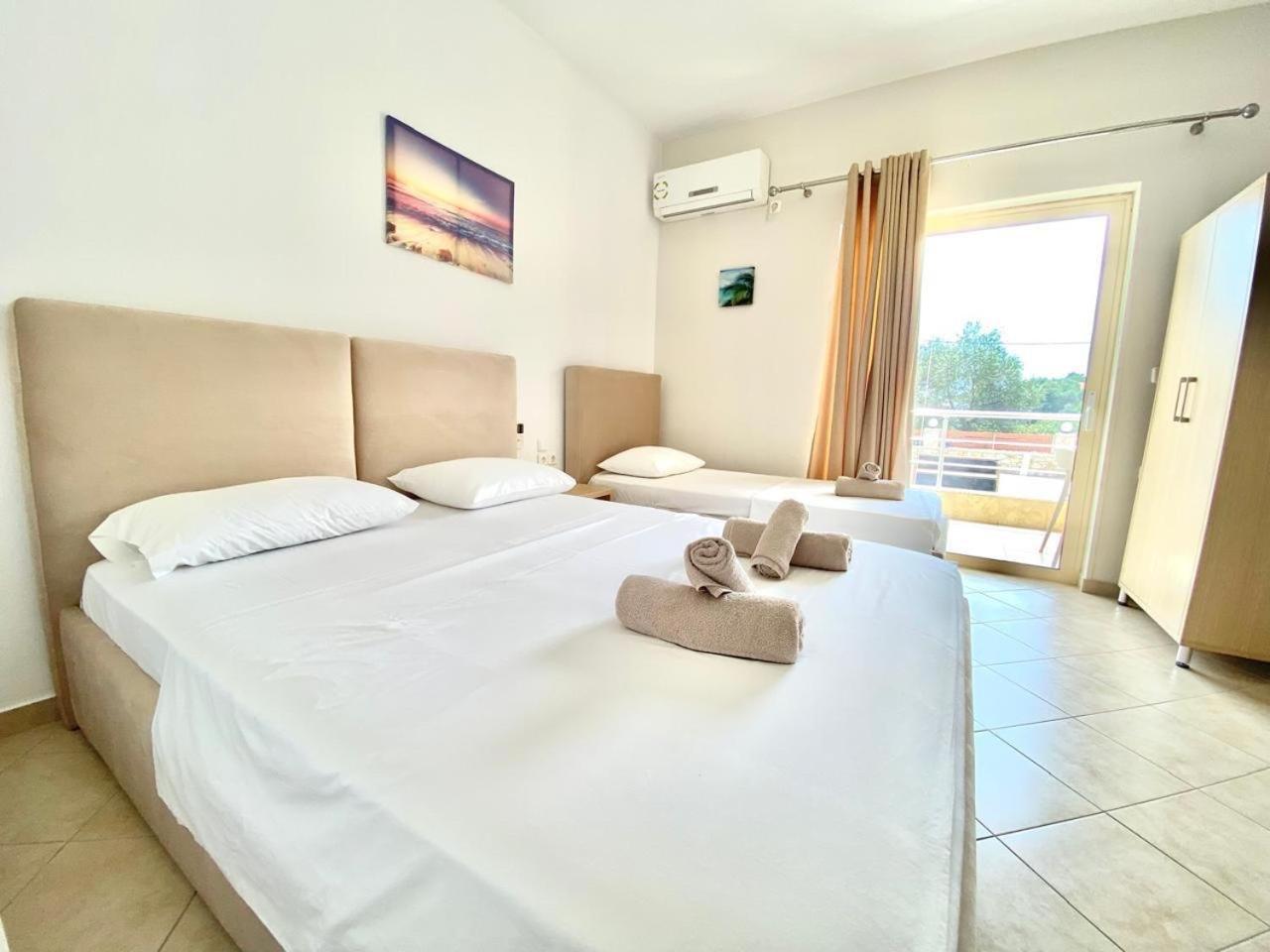 Foti Rooms Himare Exterior photo