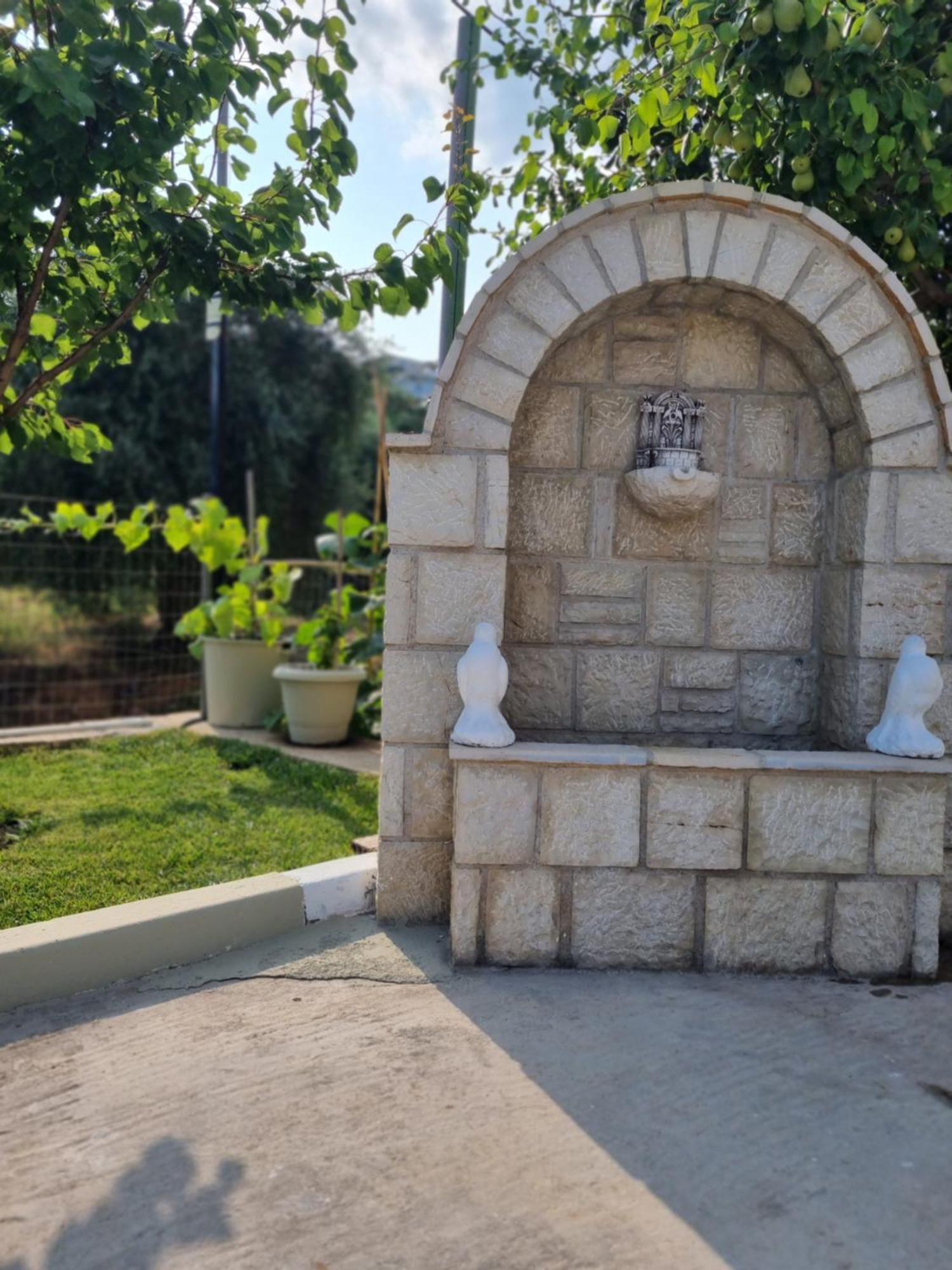 Foti Rooms Himare Exterior photo