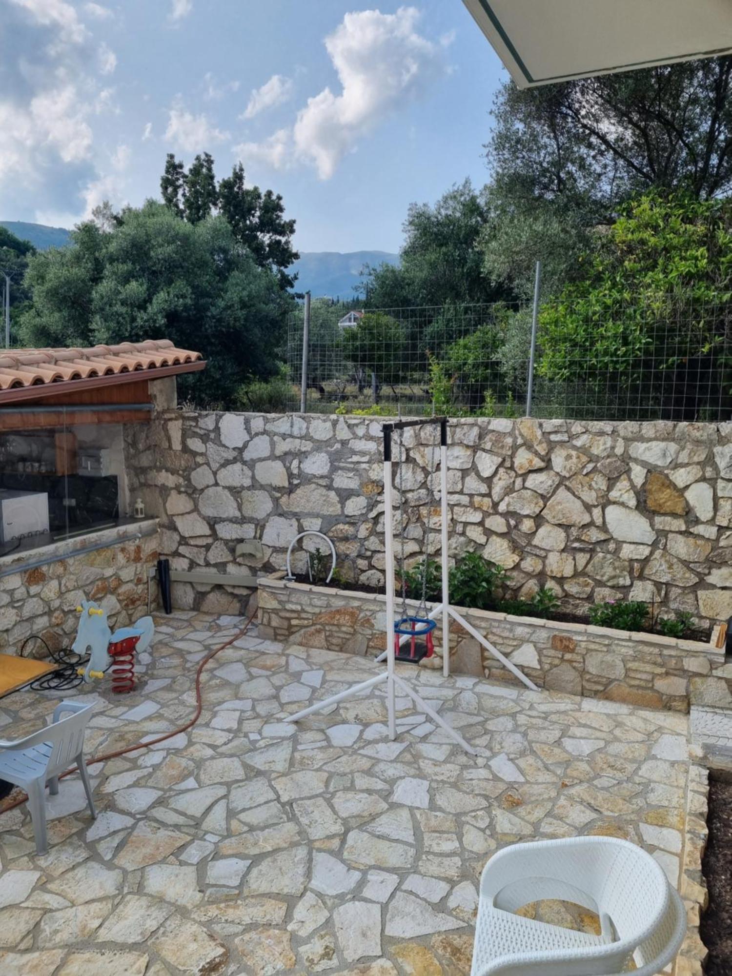 Foti Rooms Himare Exterior photo