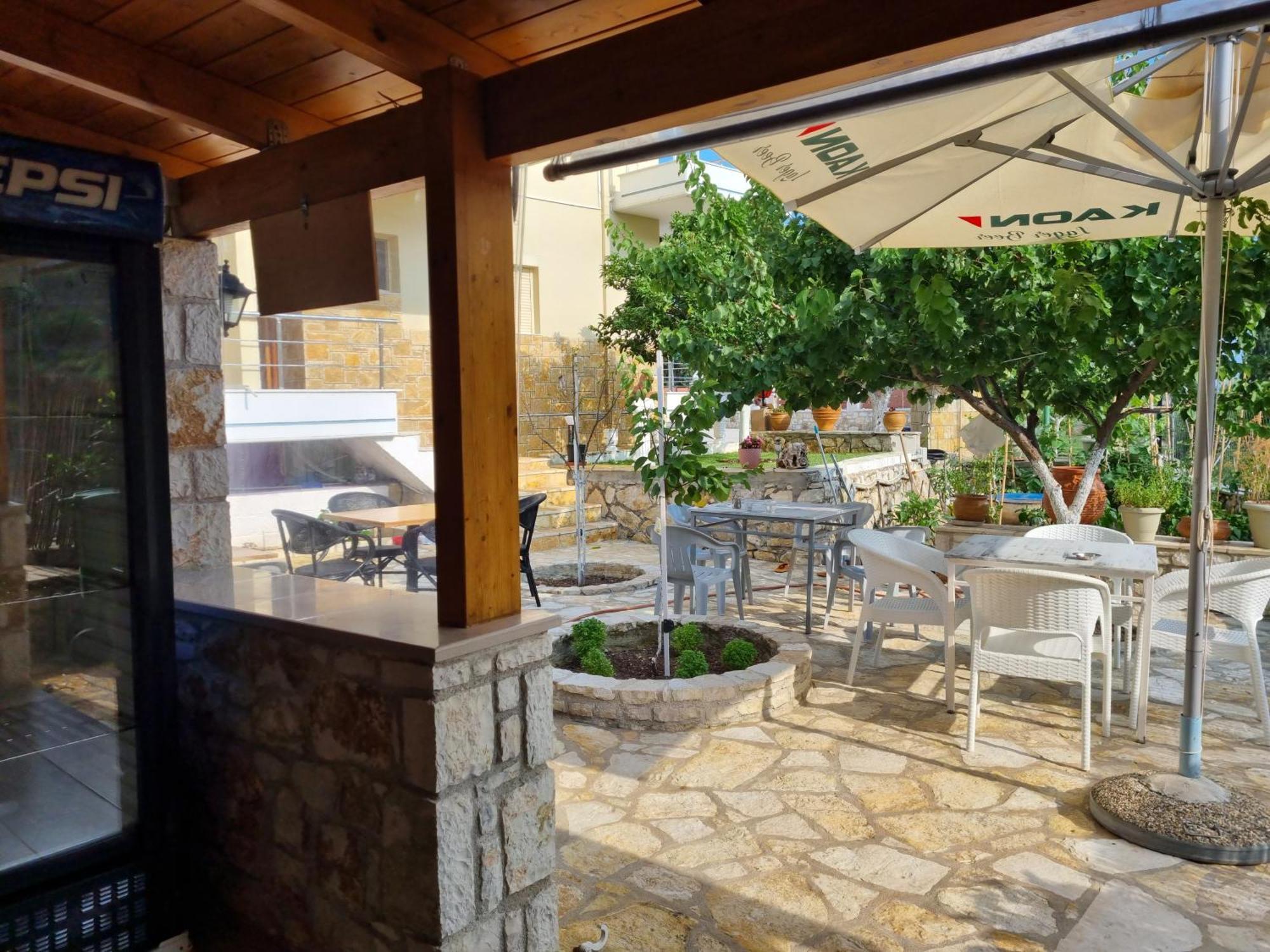 Foti Rooms Himare Exterior photo