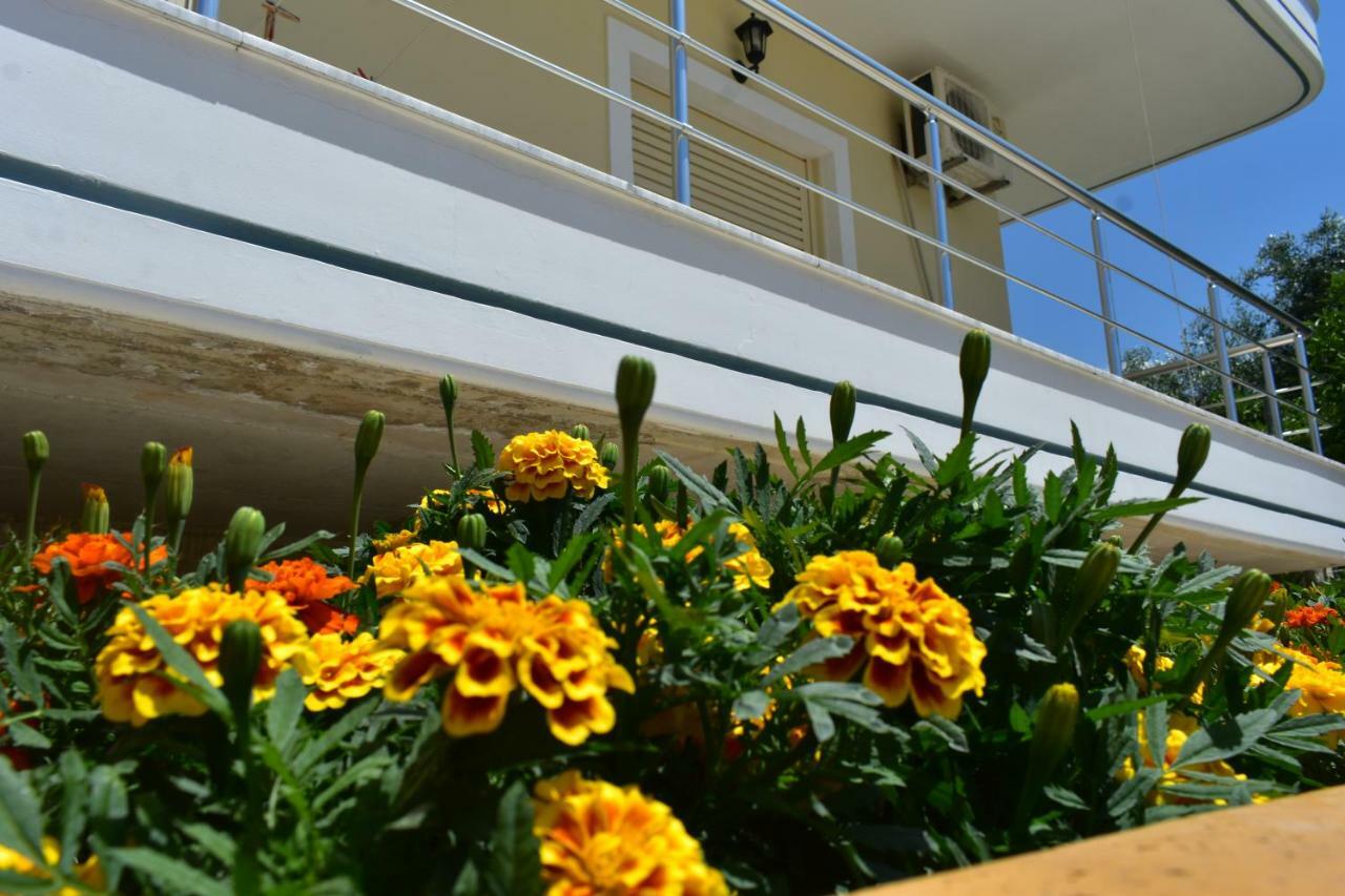 Foti Rooms Himare Exterior photo